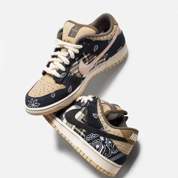 Nike dunk x travis scott (yepex)