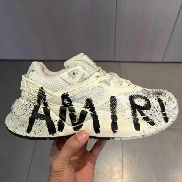 Amiri graffiti
