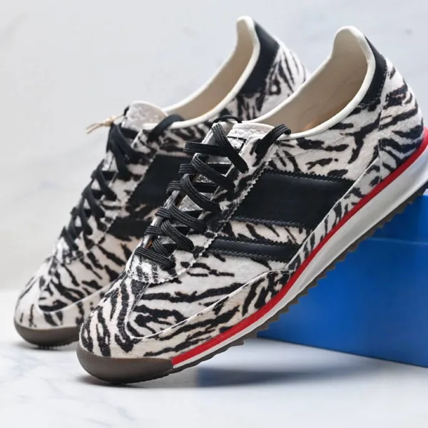 Adidas SL72 cebra