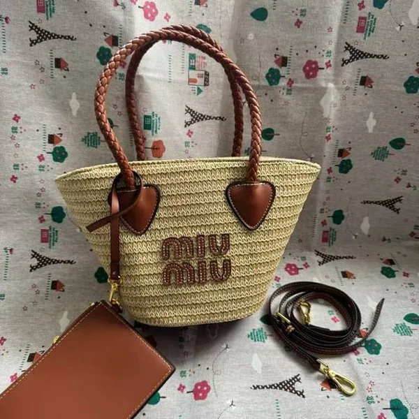 Bolso Miu Miu rafia
