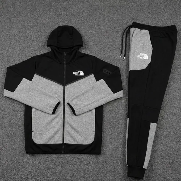 Chandal Tech x The North Face en varios colores