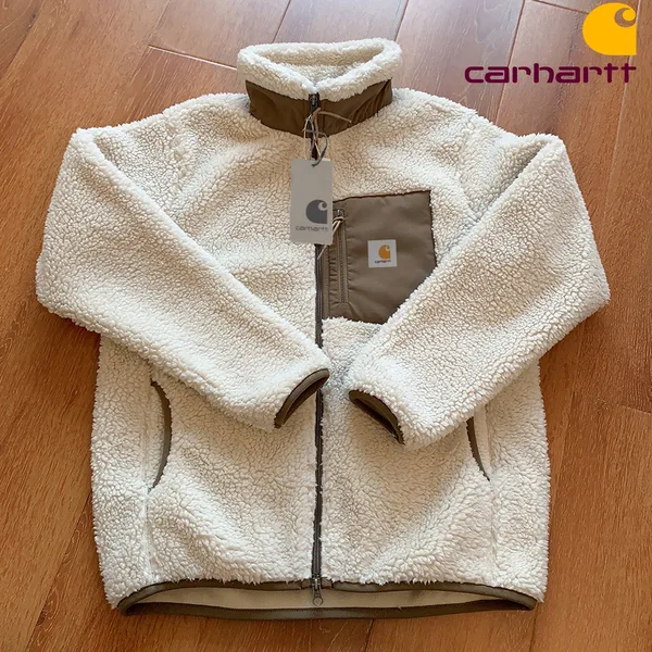 ¡Abrigo Carhartt cálido! 🐑