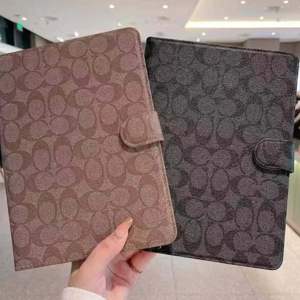 Funda Coach para iPad