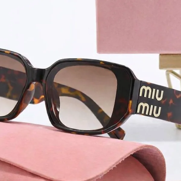 Gafas Miu Miu en varios colores