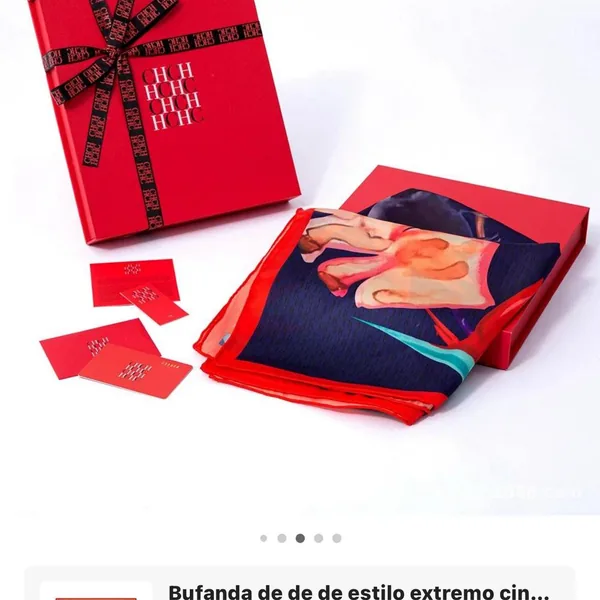 Pañuelo Carolina Herrera