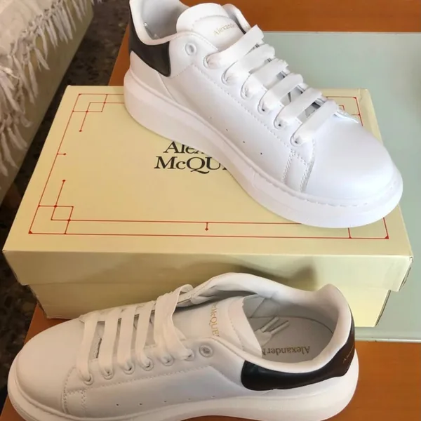 Alexander Mcqueen en varios colores - foto real de cómo llega ✔️