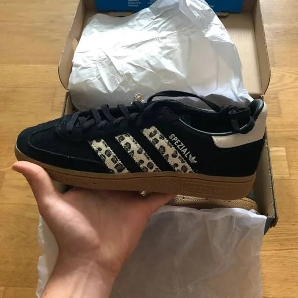 Adidas Spezial leopardo (y 20 colores más)