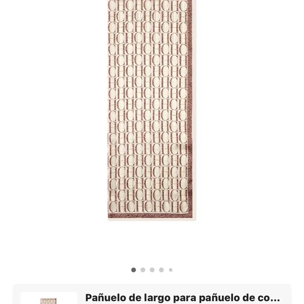 Pañuelo Carolina Herrera