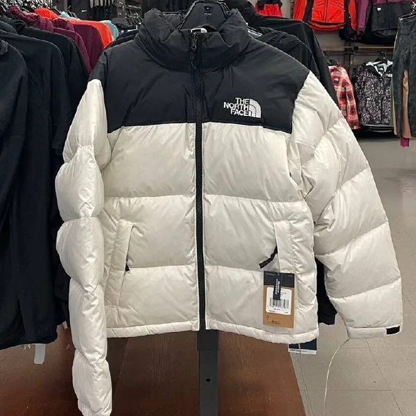 🌸❄️ Chaqueton north face 1996 retro nuptse