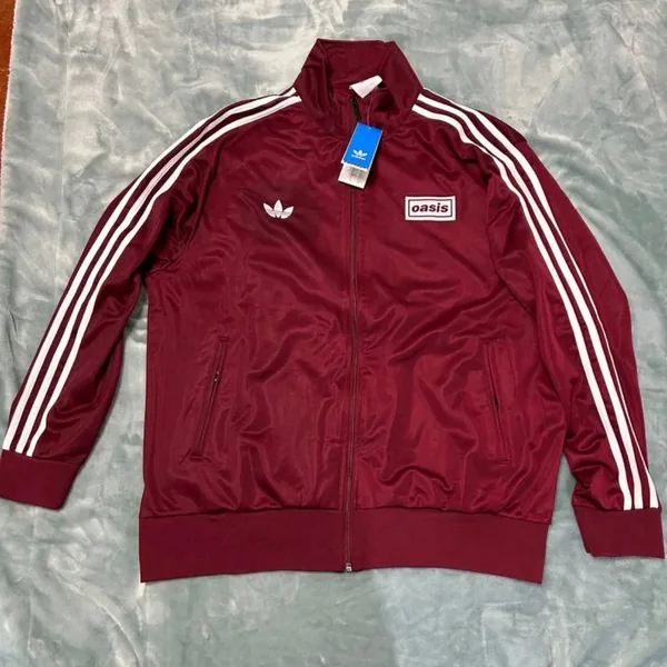 Chaqueta Adidas x Oasis